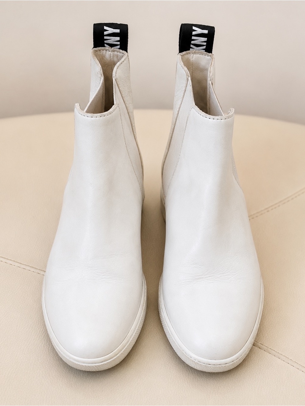 DKNY White Leather Chelsea Ankle Boots with Logo Pull Tabs Size 8.5